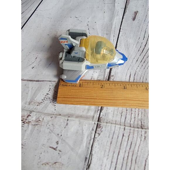 McDonalds Happy Meal Buzz Light Year Space Disney Pixar 2022 Action Figure Toy - Picture 3 of 5